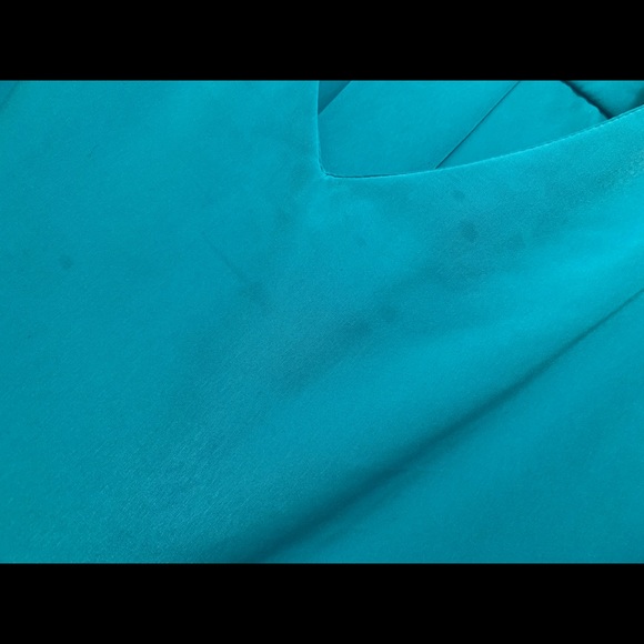 Green blouse - Picture 5 of 5